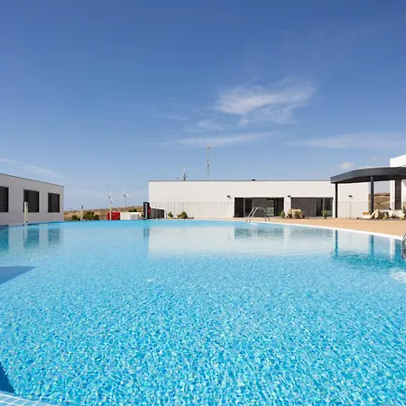 Maruxia And Pool Apartemnt Apartament